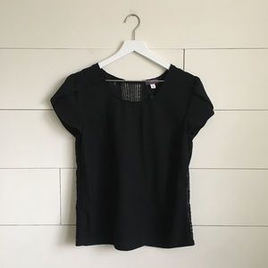Black blouse shirt tee shirt sleeved medium eyelet